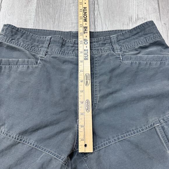 Vintage Kuhl Kaptiv Cargo Shorts Men's 34 Gray Hiking Cargo Outdoor Zip Pockets - Picture 6 of 16